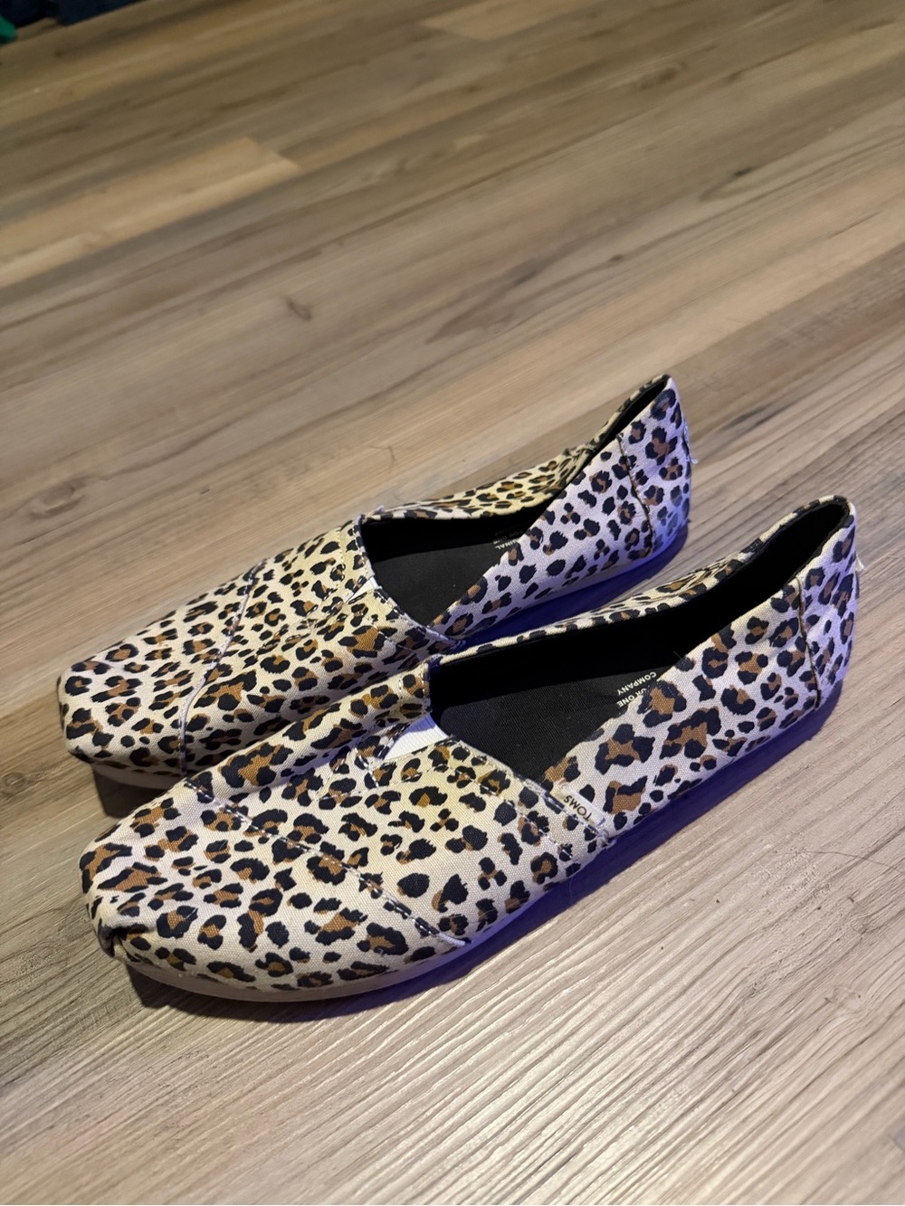 Toms Leopard Print Slip-On Flats - Tan, Black